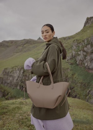 Polène Cyme Edition Textured Taupe | SN-PLN364930