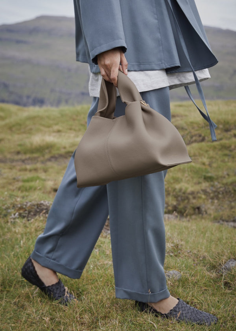 Polène Numéro Neuf Edition Textured Taupe | SN-PLN364900